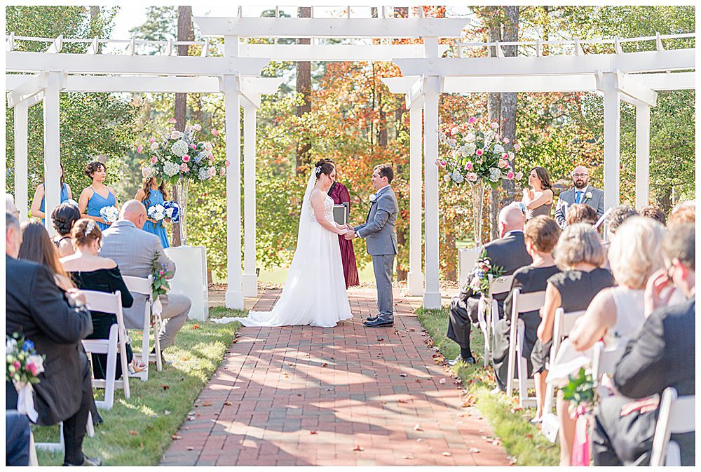 October Brier Creek Country Club Wedding; Raleigh, North Carolina wedding photographer; Glynnis Christensen; Raleigh wedding photography