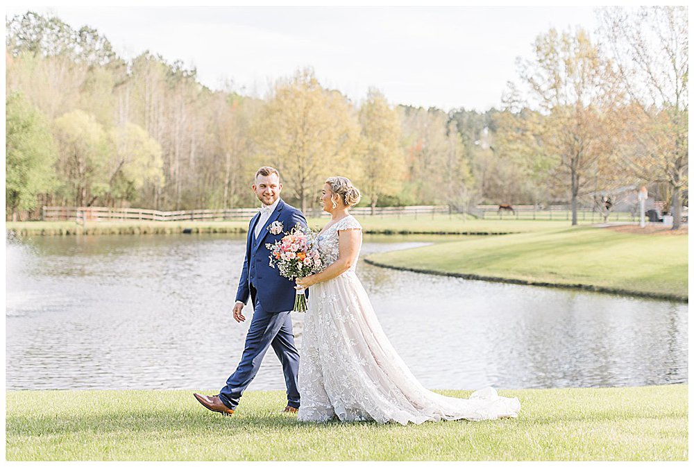 Southern Grace Farms Wedding; Raleigh, North Carolina wedding photographer; Glynnis Christensen; Raleigh wedding photography