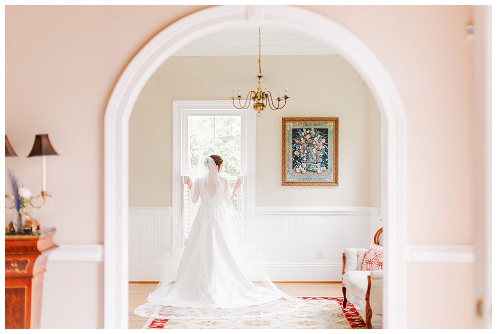Spring Bridal Session at The Matthews House; Raleigh, North Carolina Wedding Photographer; Glynnis Christensen Photography; Raleigh Wedding Photography; Raleigh Bridal Session